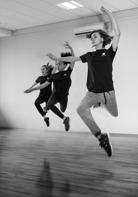 content-dance-jumping